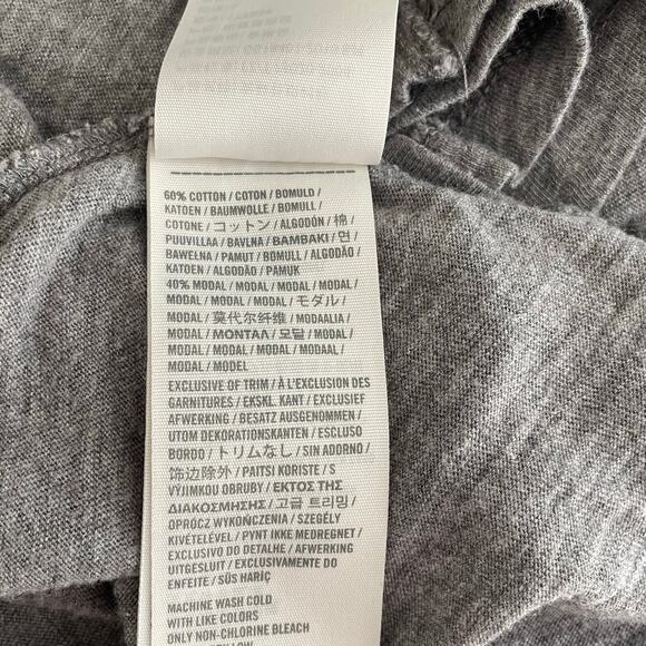 Abercrombie & Fitch Women's  Y2K Gray Henley T-Shirt Sz L Embroidered Logo - Picture 6 of 8
